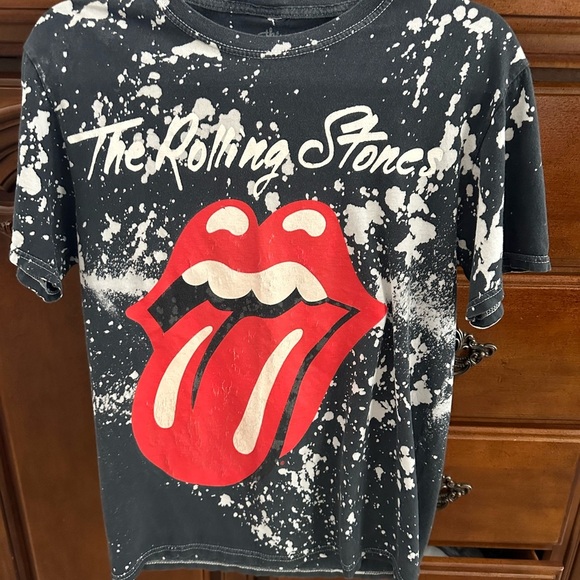 The Rolling Stones Kids Black and Red Graphic T-Shirt - Picture 1 of 8